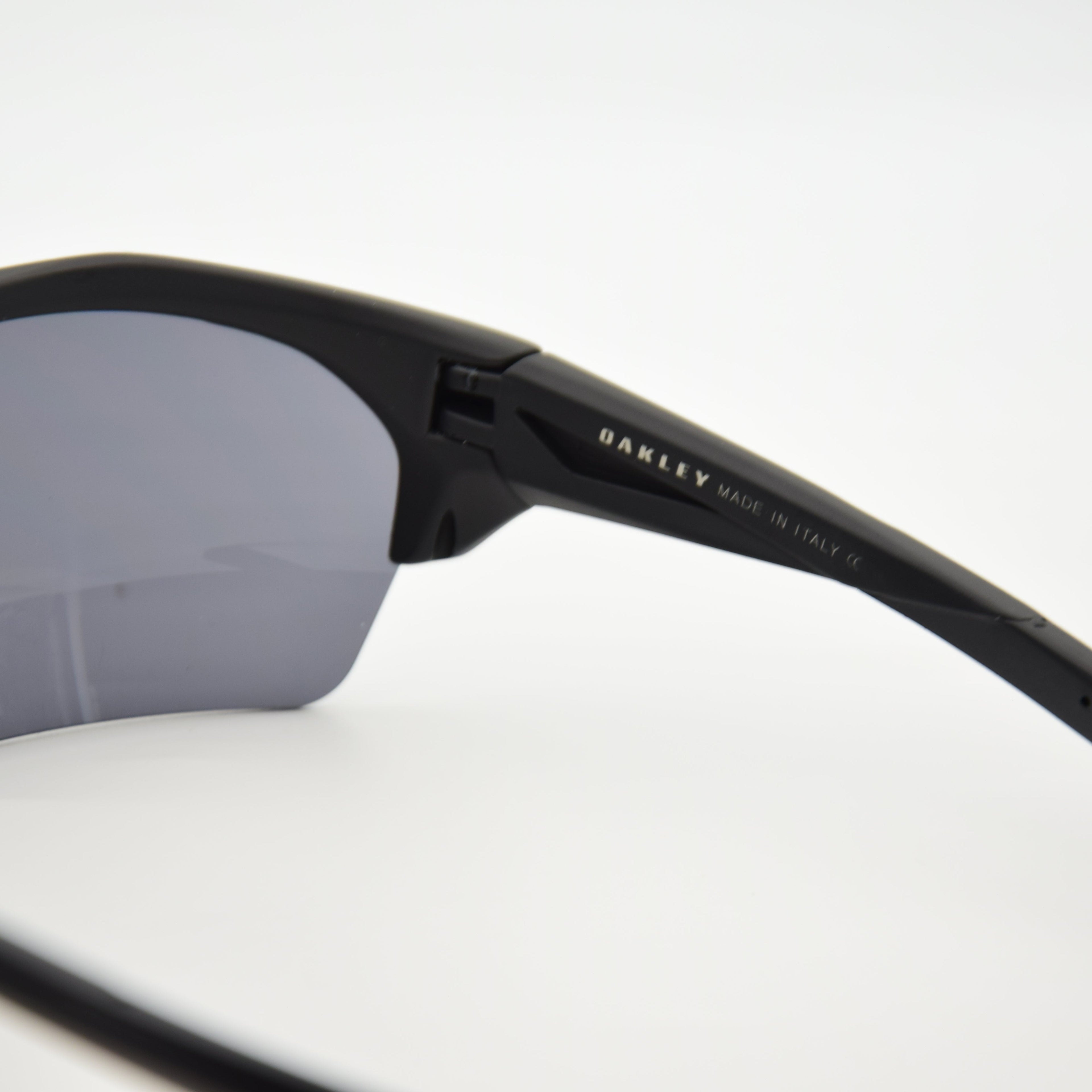 SOLAIRE : OAKLEY OX3005 BLACK ( Polarisé )